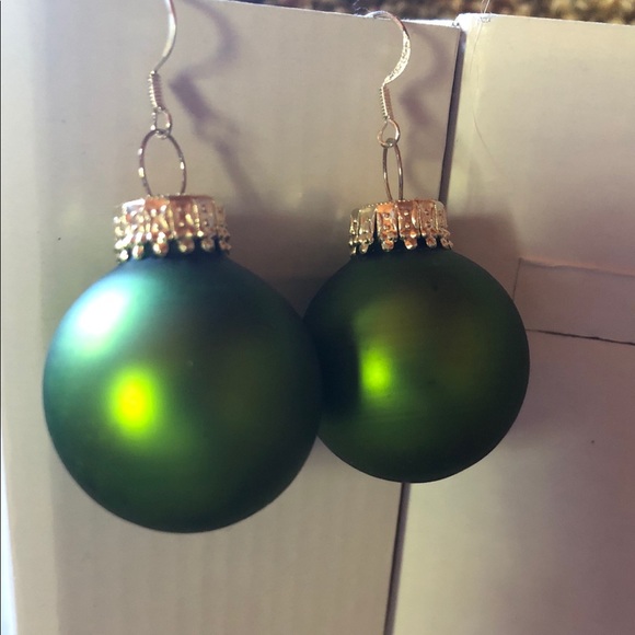 Jewelry - Bundle of Christmas Earrings